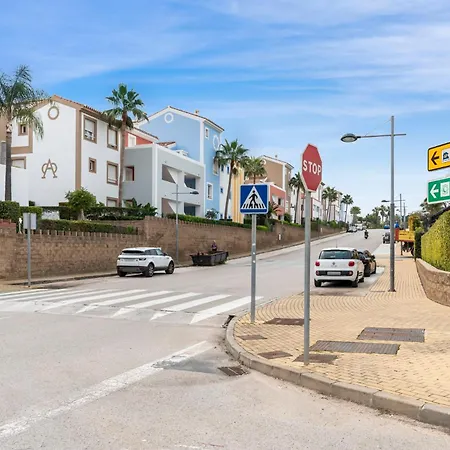 Cortijo Del Mar 2 Bed Apartment *
